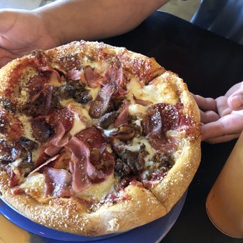 Mellow Mushroom Mount Pleasant - Buffalo Chicken pizza - Pizza Near Me - Mount Pleasant, South Carolina
