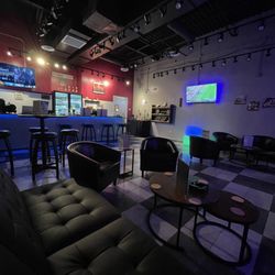 Vinos Lounge Hookah & Wine Bar