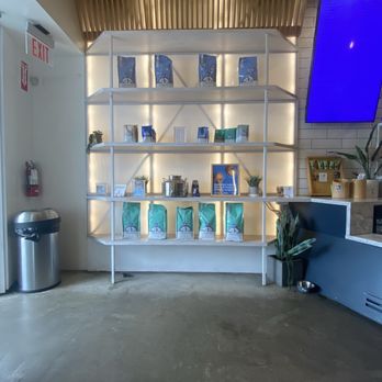 Bluestone Lane Studio City Coffee Shop - Coffee & Tea Near Me - Studio City, California Bluestone Lane Studio City Coffee Shop - Coffee & Tea Near Me - Studio City, California