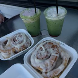 Iced strawberry matcha & cinnamon rolls Iced strawberry matcha & cinnamon rolls