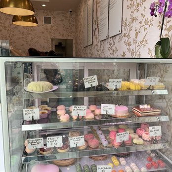 Paris En Rose - Cafes Near Me - Del Mar, California Paris En Rose - Cafes Near Me - Del Mar, California