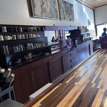 Howlin' Hounds Coffee - Front counter - Coffee & Tea Near Me - Omaha, Nebraska Howlin' Hounds Coffee - Front counter - Coffee & Tea Near Me - Omaha, Nebraska