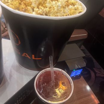 Regal Riverside Plaza - Tummy Carmel popcorn - Cinema Near Me - Riverside, California Regal Riverside Plaza - Tummy Carmel popcorn - Cinema Near Me - Riverside, California
