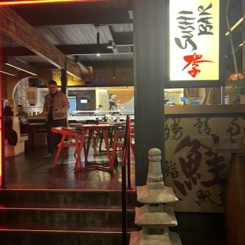 Leezakaya - Dining area - Izakaya Near Me - Aurora, Colorado