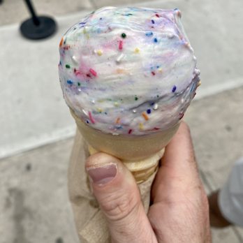 OddFellows Ice Cream Co. - Sweet Cream and Sprinkles - Ice Cream & Frozen Yogurt Near Me - Brooklyn, New York OddFellows Ice Cream Co. - Sweet Cream and Sprinkles - Ice Cream & Frozen Yogurt Near Me - Brooklyn, New York