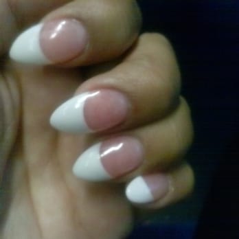 Classic Nails - they TRIED and charge me $70 for this.. lmao no they weren't dipped in gold... - Nail Salons Near Me - Sacramento, California