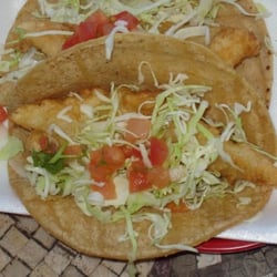 La Playa - fish taco