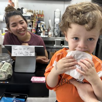 Linda's Coffee House - Donuts Near Me - Lake Forest, California