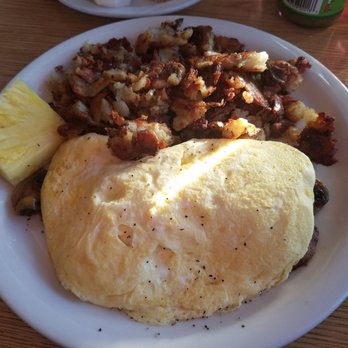 Home Style Cafe - American Near Me - Fort Bragg, California