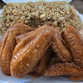 Sun Sing Express Chinese Food - 6 jumbo wings with mountain of fried rice - Chinese Near Me - Concord, North Carolina Sun Sing Express Chinese Food - 6 jumbo wings with mountain of fried rice - Chinese Near Me - Concord, North Carolina