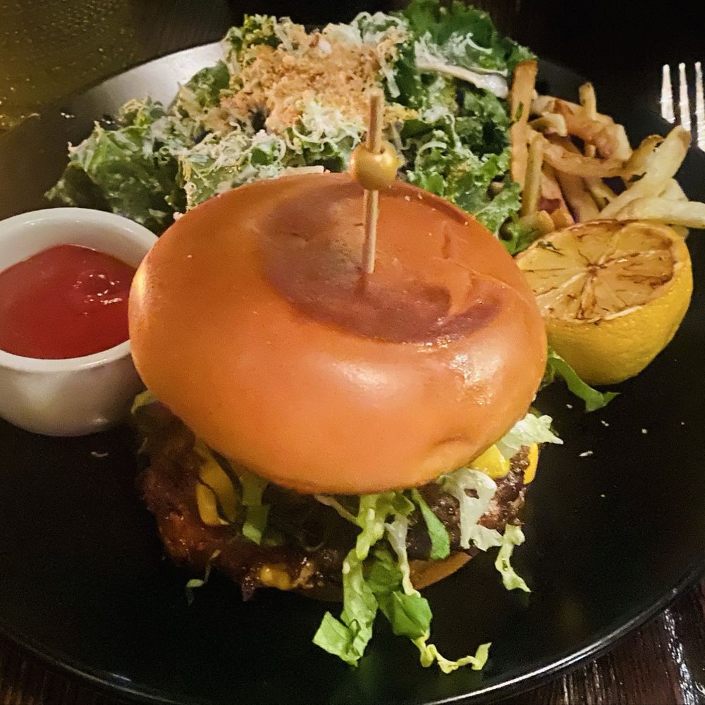 Château - Burger with salad, can select fries or salad as side - Cocktail Bars Near Me - Walnut Creek, California Château - Burger with salad, can select fries or salad as side - Cocktail Bars Near Me - Walnut Creek, California