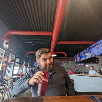 Red Front Pizza & Grill - Pizza Near Me - Richmond, Indiana