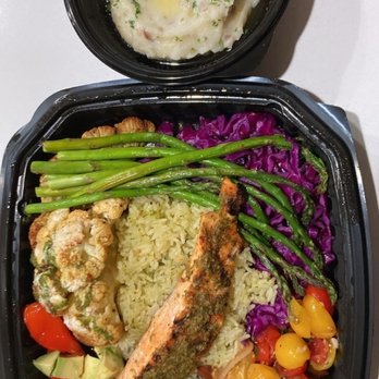 Dave & Buster's Orange - Chimichurri Bowl + Garlic mashed potatoes. Definitely my new favorite plate to order. - American Near Me - Orange, California