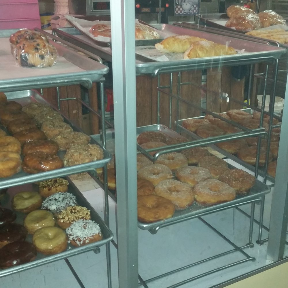 Best Donuts - Some of the donut selection. (This was at 5a.m right when they opened, they were still cooking and filling up the case!) - Donuts Near Me - Santa Clara, California Best Donuts - Some of the donut selection. (This was at 5a.m right when they opened, they were still cooking and filling up the case!) - Donuts Near Me - Santa Clara, California