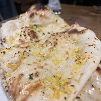 Base Camp - Garlic Naan - Himalayan/Nepalese Near Me - San Francisco, California