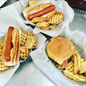 Dune Dog Cafe - Hot dogs, hamburgers all sorts of American fare - Food Trucks Near Me - Cocoa Beach, Florida