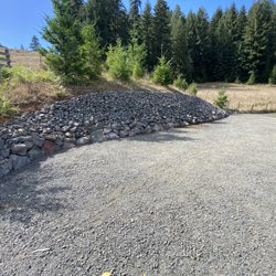 MDL Dirtworks - Decorative rock retaining wall