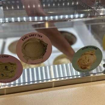Van Leeuwen Ice Cream - Ice Cream & Frozen Yogurt Near Me - Burlington, Massachusetts Van Leeuwen Ice Cream - Ice Cream & Frozen Yogurt Near Me - Burlington, Massachusetts