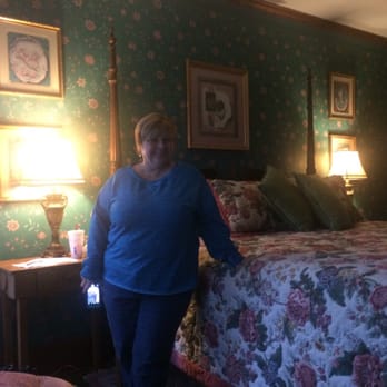 Stone Lion Inn - The bordello room - Bed & Breakfast Near Me - Guthrie, Oklahoma Stone Lion Inn - The bordello room - Bed & Breakfast Near Me - Guthrie, Oklahoma