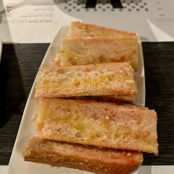 Vinitus - Pan con tomate - Tapas Bars Near Me - Barcelona, B