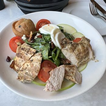 Village Tavern - Grilled Chicken Spinach Salad - New American Near Me - Raleigh, North Carolina Village Tavern - Grilled Chicken Spinach Salad - New American Near Me - Raleigh, North Carolina