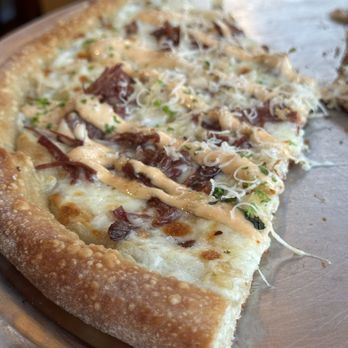 Fabiani's - 14" The Reuben White Pizza - Italian Near Me - Kihei, Hawaii