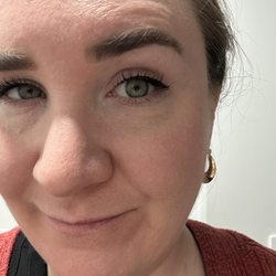 Hotwax Baltimore - Brow tint and wax