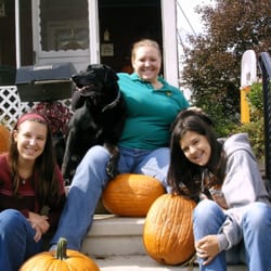 B & R Farms / Hetherington's Farm - The girls we love