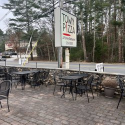 Town Pizza Two - Restaurant exterior