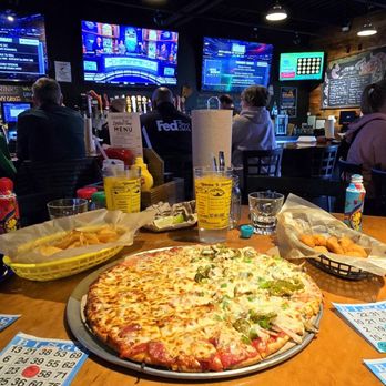 Submarine House - Pizza, fried mushrooms, chips, bingo, and casamigos - Sports Bars Near Me - Dayton, Ohio Submarine House - Pizza, fried mushrooms, chips, bingo, and casamigos - Sports Bars Near Me - Dayton, Ohio