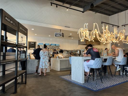 Mendocino Farms by null