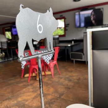 Barbwire Barbecue - Barbeque Near Me - Eudora, Kansas