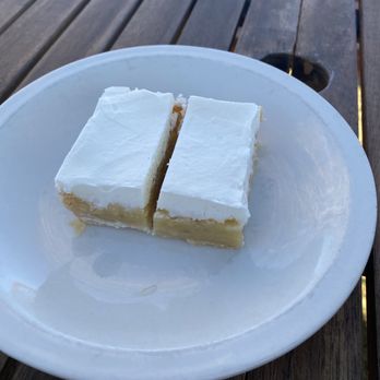 Coachwhip Cafe - Lemon bars! - Food Trucks Near Me - Coleville, California