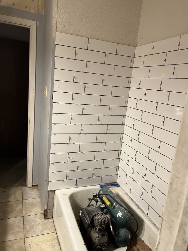 Slide of L E North Construction