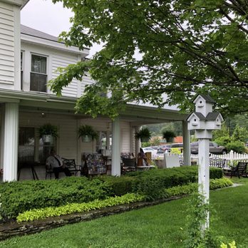 Dan'l Boone Inn - Bed & Breakfast Near Me - Boone, North Carolina Dan'l Boone Inn - Bed & Breakfast Near Me - Boone, North Carolina