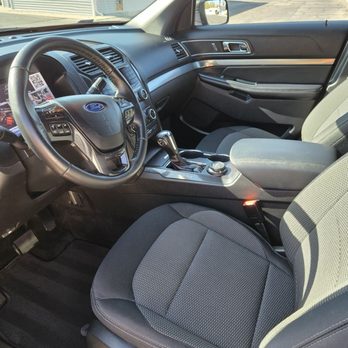 Grizzly Mobile Detailing - Front interior... every nook and cranny cleaned. - Auto Detailing Near Me - Longmont, Colorado Grizzly Mobile Detailing - Front interior... every nook and cranny cleaned. - Auto Detailing Near Me - Longmont, Colorado