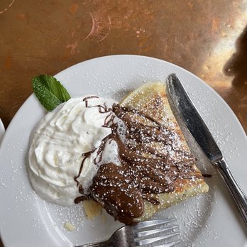 Crepeville - Banana Nutella Crepe - Breakfast & Brunch Near Me - Davis, California Crepeville - Banana Nutella Crepe - Breakfast & Brunch Near Me - Davis, California