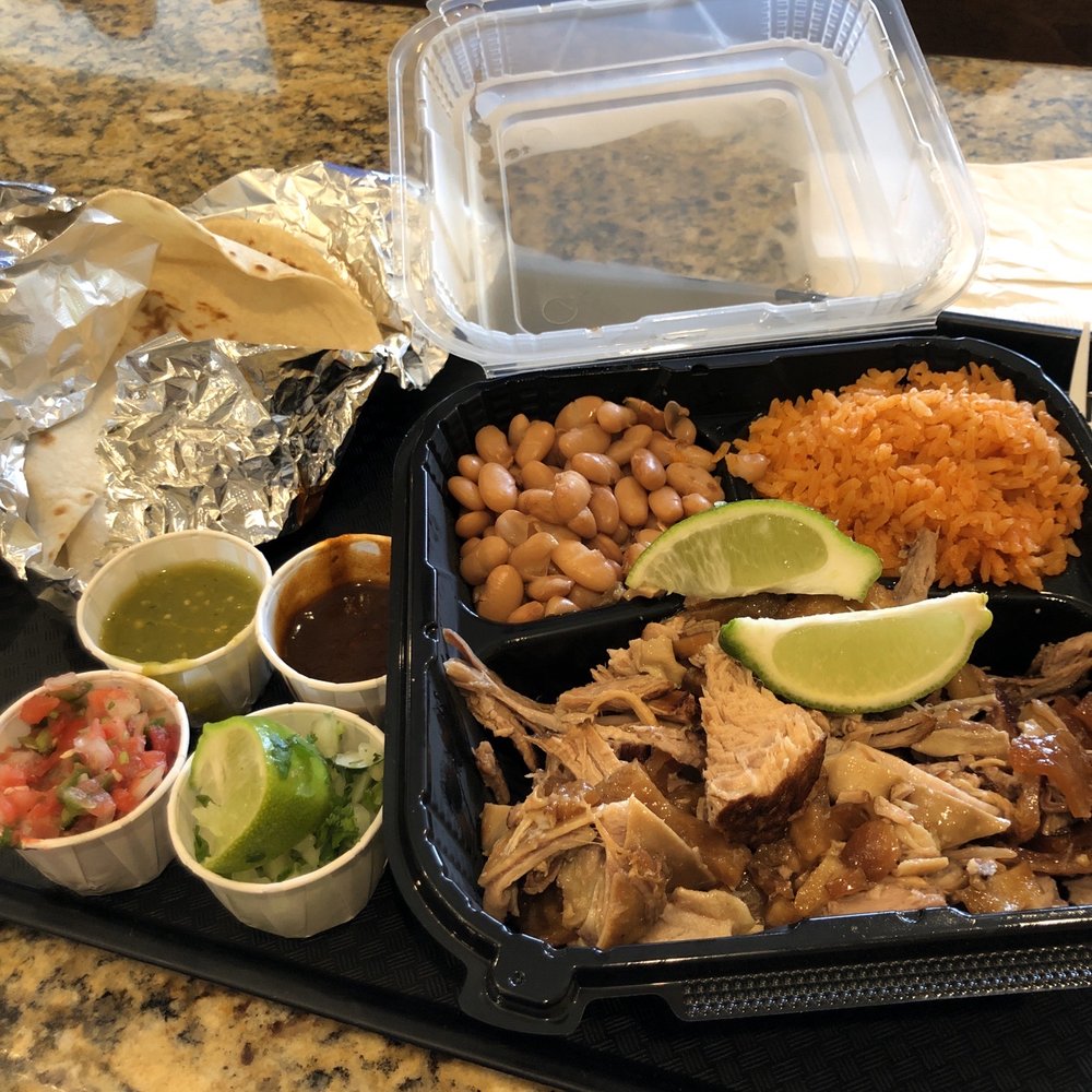 Carnitas El Rey - 1/2 lbs combo. Amazing - Tacos Near Me - Oxnard, California Carnitas El Rey - 1/2 lbs combo. Amazing - Tacos Near Me - Oxnard, California