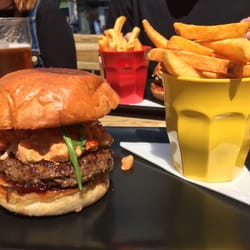 The Mash Tun - Swamp Thing Burger