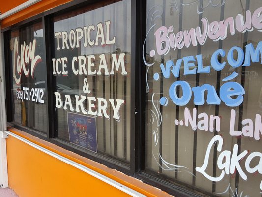 Lakay Tropical Ice Cream by null