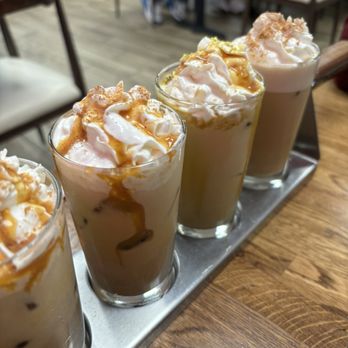 Madres Brunch - Breakfast & Brunch Near Me - Whittier, California Madres Brunch - Breakfast & Brunch Near Me - Whittier, California