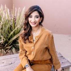 Kindbody - Aurora - Dr. Roohi Jeelani, REI at Kindbody
