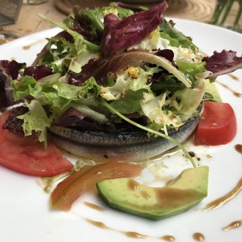 Ric 27 - Ensalada de Boquerones - Gastropubs Near Me - Zaragoza, Z