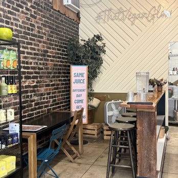 Glowing - Health Markets Near Me - Los Angeles, California