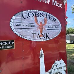 THE LOBSTER TANK - Lobster tank food truck