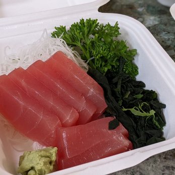 Sushi King - Tuna sashimi - Sushi Bars Near Me - Santa Monica, California