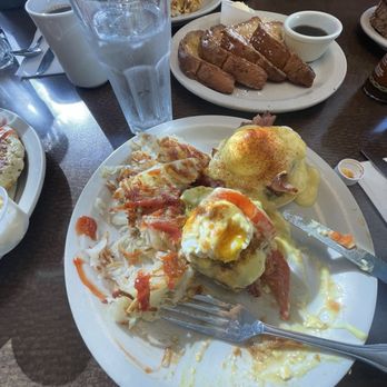 Bill's Cafe - California Benedict, very yummy. My go to order. - Breakfast & Brunch Near Me - Fremont, California