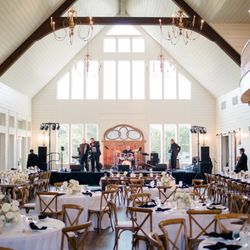 5 Star Rental Weddings & Events - Stage, linens