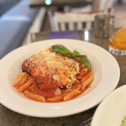 Vinarius Wine Bar & Restaurant - Pollo Parmigiana
