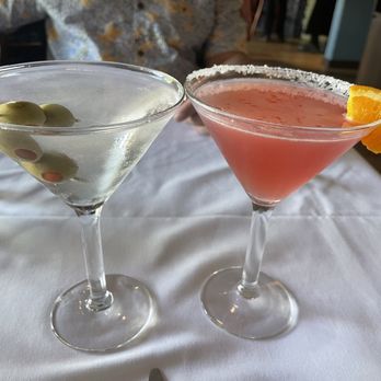 Copley's - If you're a martini person, they're great here - classic gin martini and pomegranate martini - New American Near Me - Palm Springs, California